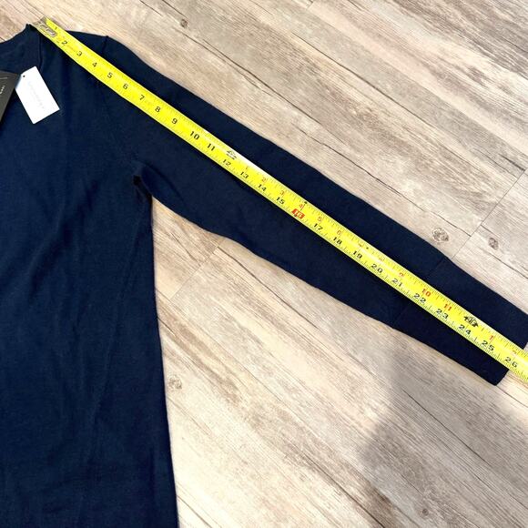 NWT Banana Republic Women’s Extra-Fine Merino Wool Crewneck Sweater Navy Size XS - Picture 5 of 9